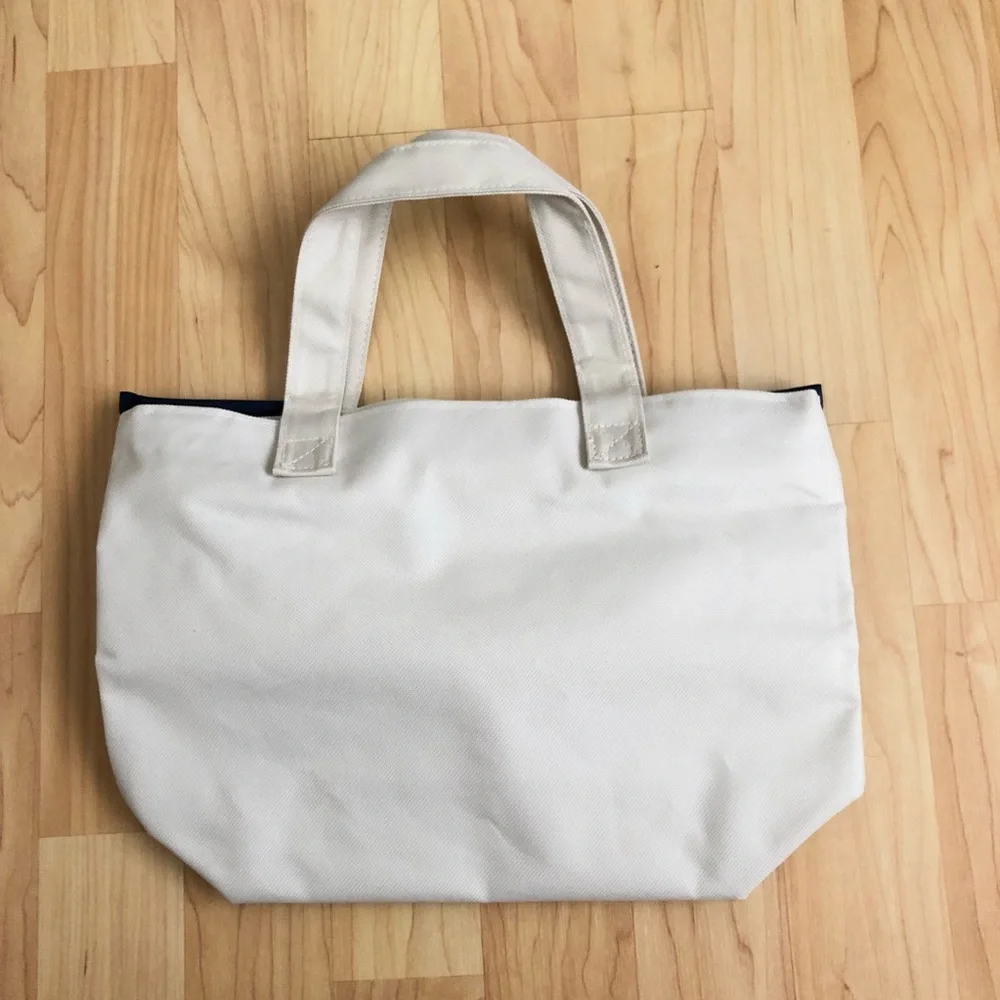 White Tote with Blue Ribbon & Dangling Charm NIP - Picture 3 of 5
